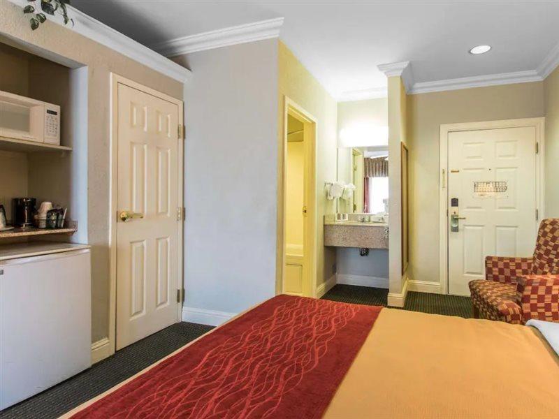 Comfort Inn At Northwest Expressway Oklahoma City Extérieur photo